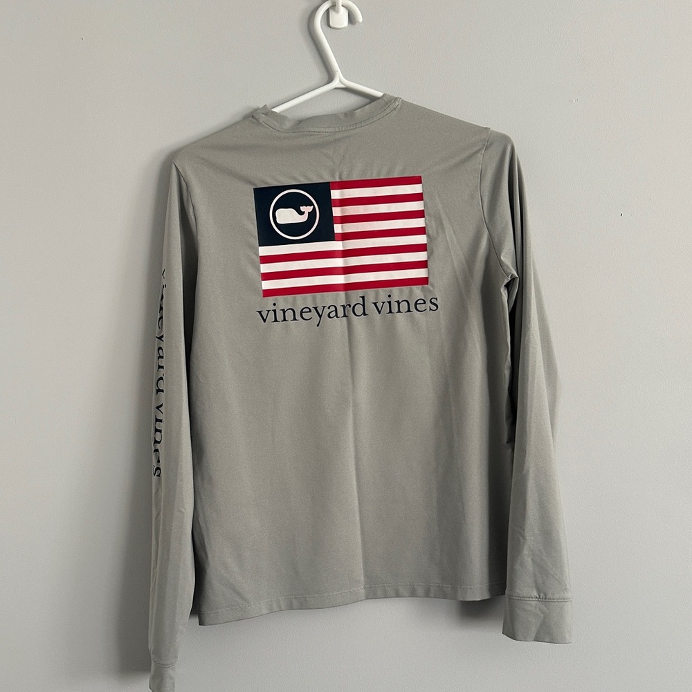 Vineyard Vines Grey Boys Large SPF Performance Long Sleeve Rash Guard 12-14